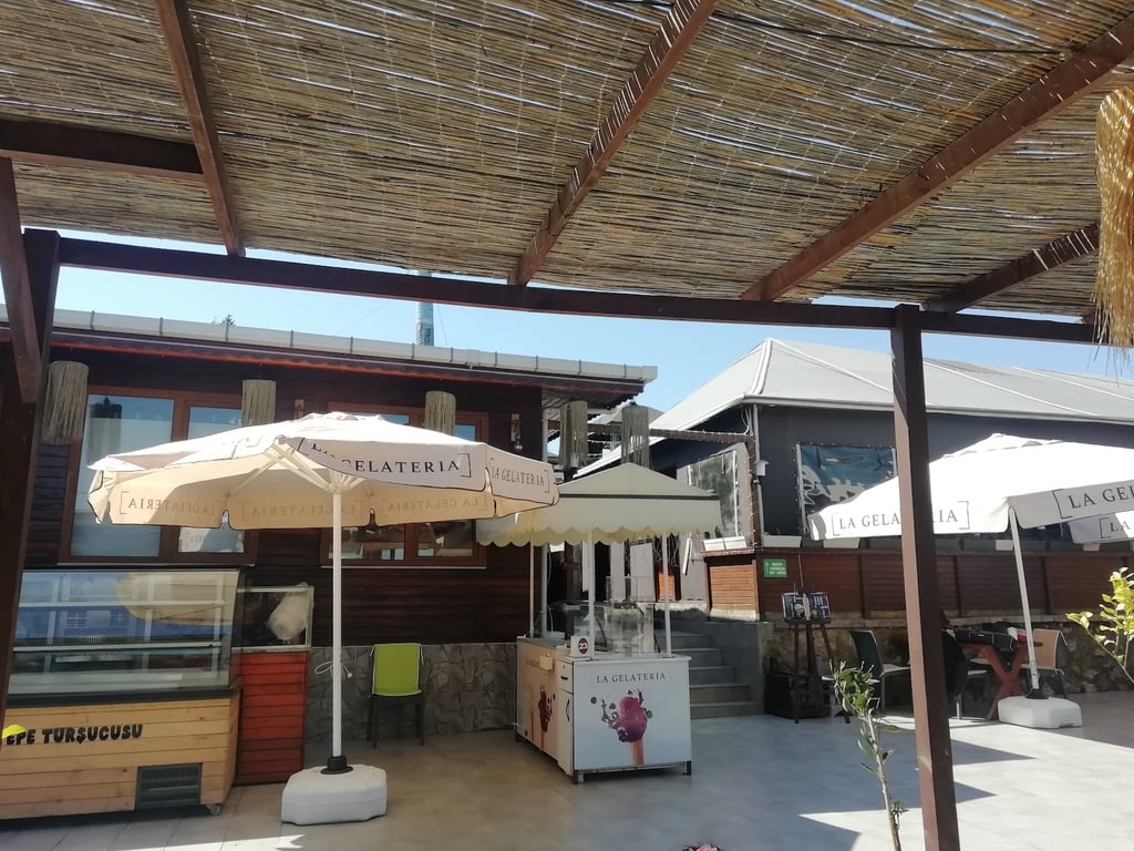 Taraça Kahvaltı Et Mangal Semaver