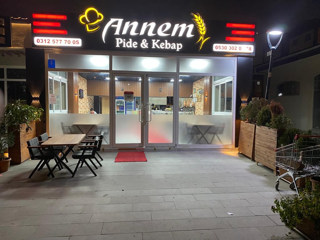 Annem pide ve kebap salonu