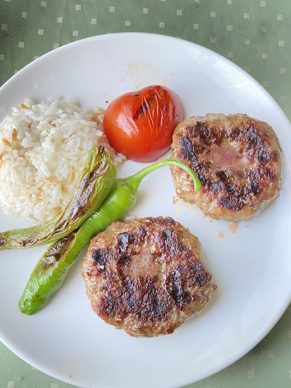 Mey Et & Balık Restaurant