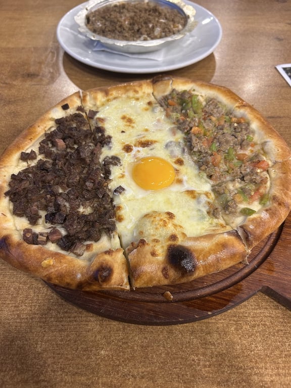 Kaya Pide & Kebap — fotoğraf 1