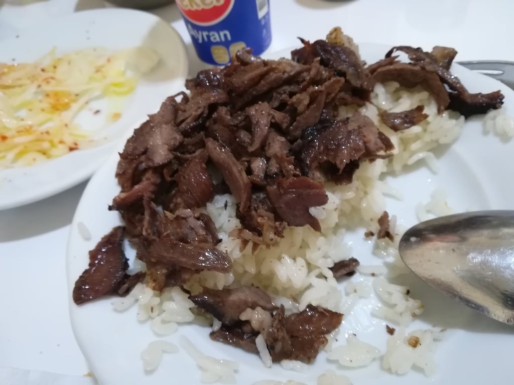 Faik Usta Döner