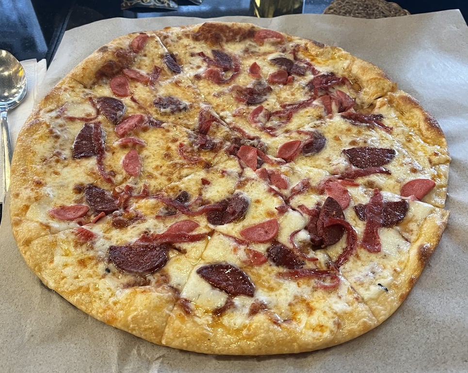 Big Boss Pub Pizza