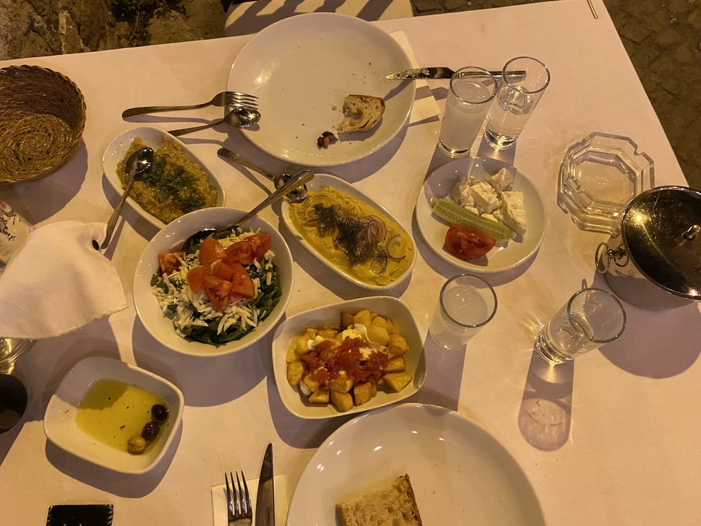 Üzüm Meyhane