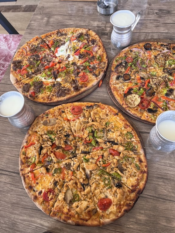 Dallinos Pizza