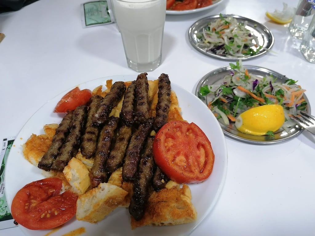 Dostol Kebap
