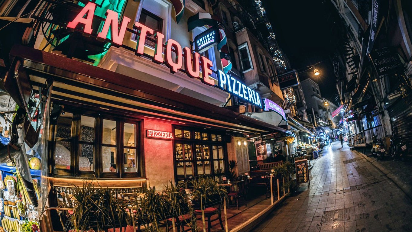 Antique Pizzeria