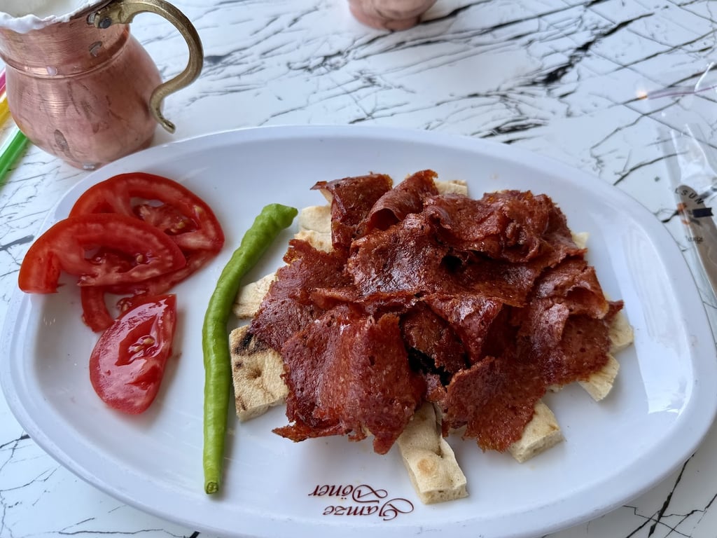 Afyon Gamze Sucuk Döner