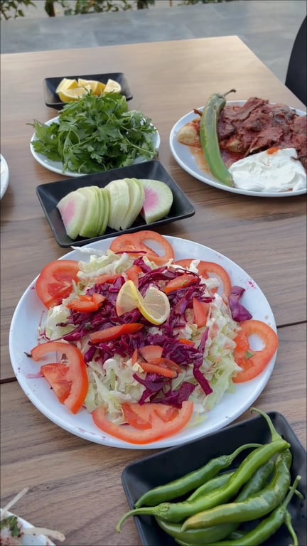 Gece Mutfağı Hacıbey Döner Çorba Şırdan