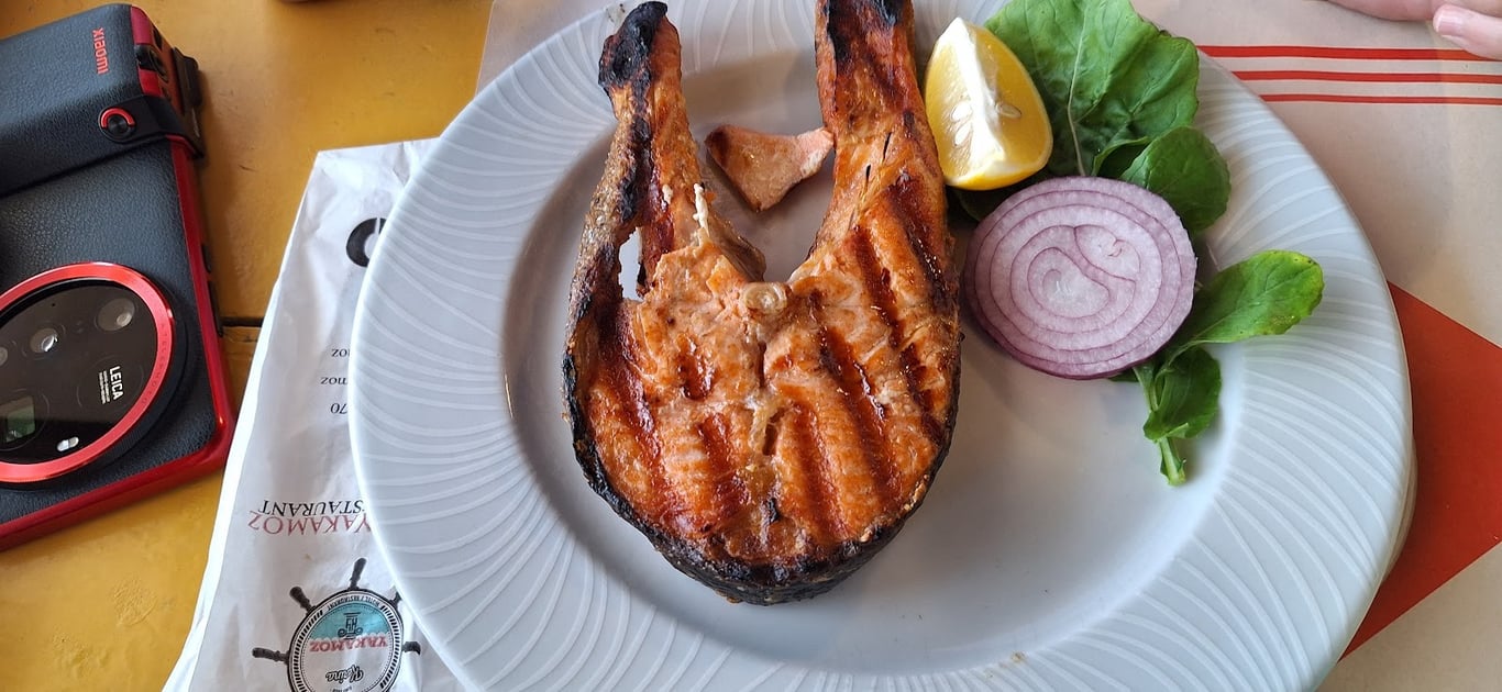 Karina Yakamoz Restaurant.Cemal Abinin Yeri