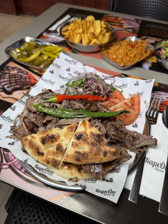 Kapı Önü Döner