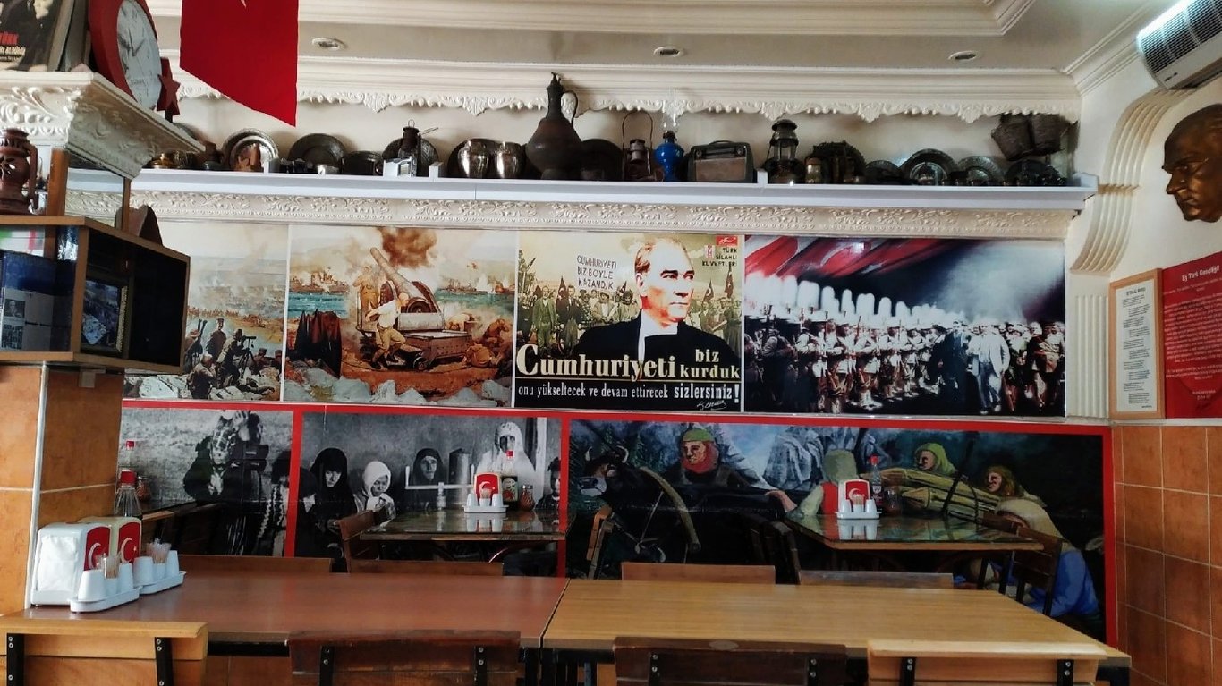 Sarıgöl Özgür Pide Salonu