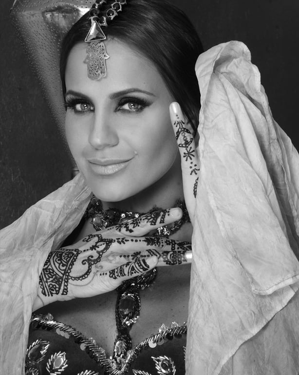 Antonina Canal - Egyptian Feminine Dance