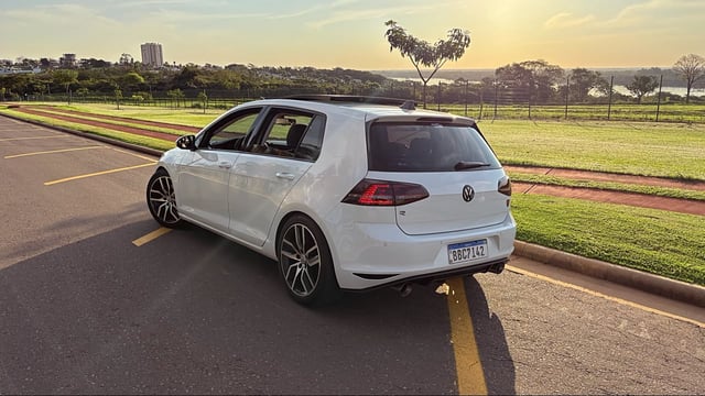 GOLF MK7 220CV + R$20.000,00 OU R$100 MIL !!!