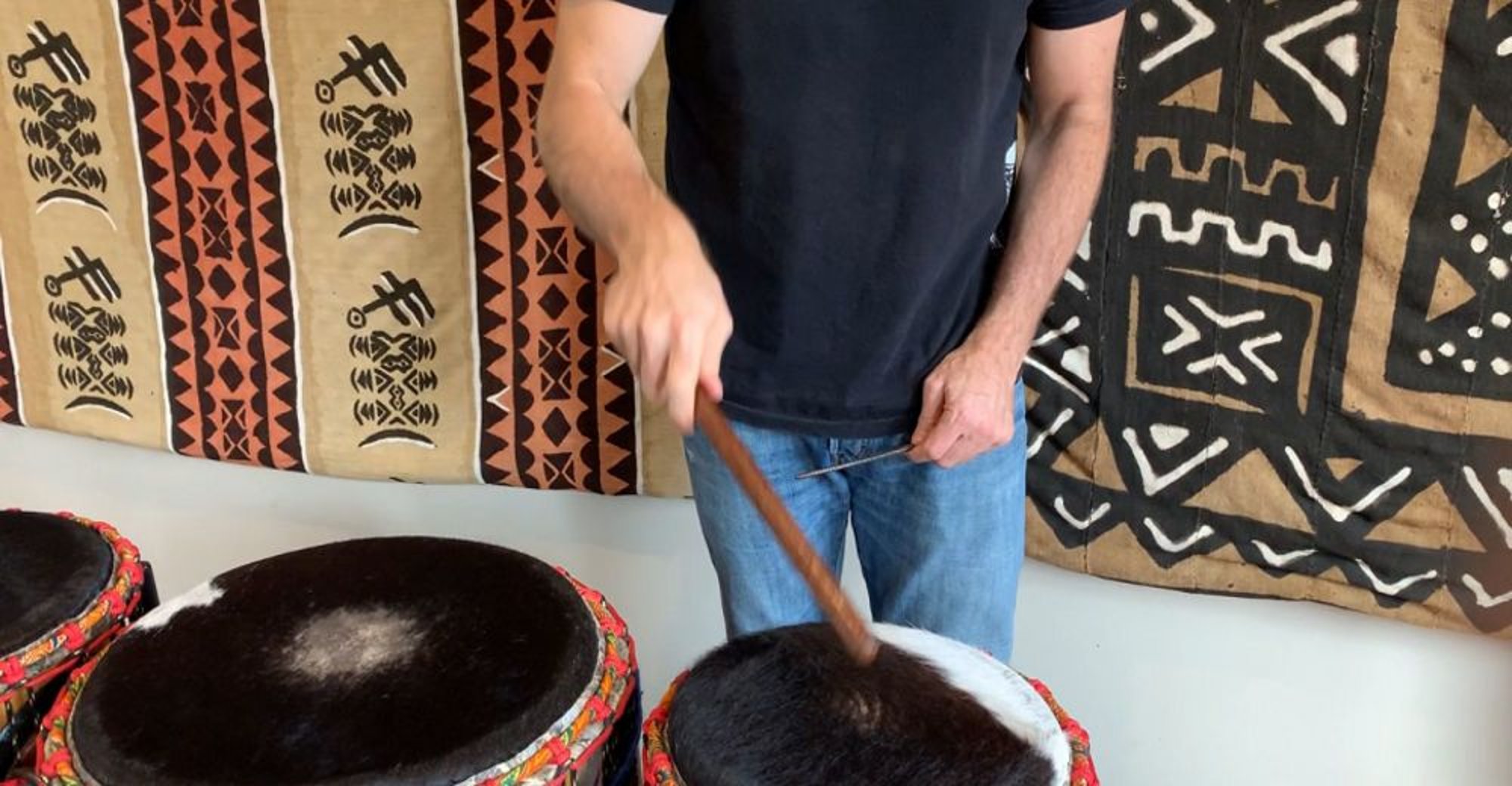 Dunun Press Technique (Muffled Playing) by Teacher Video Hub