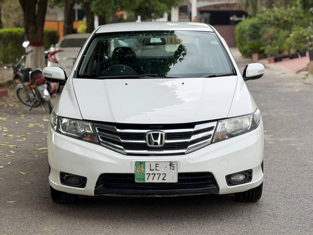 Honda City 2014 photo 3