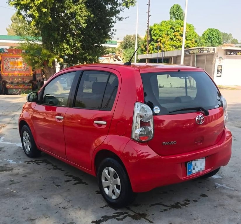 Toyota Passo 2010 photo 3