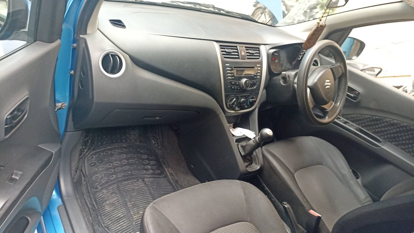 Suzuki Cultus 2018 photo 2