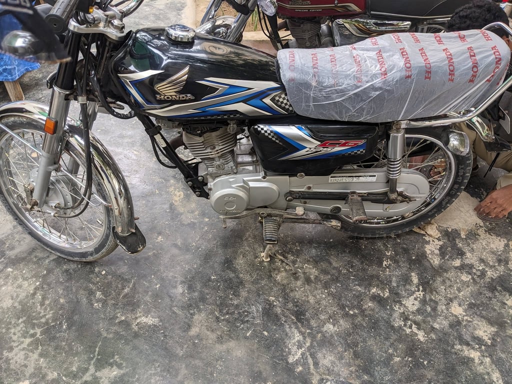 Honda 125cc 2025 photo 2