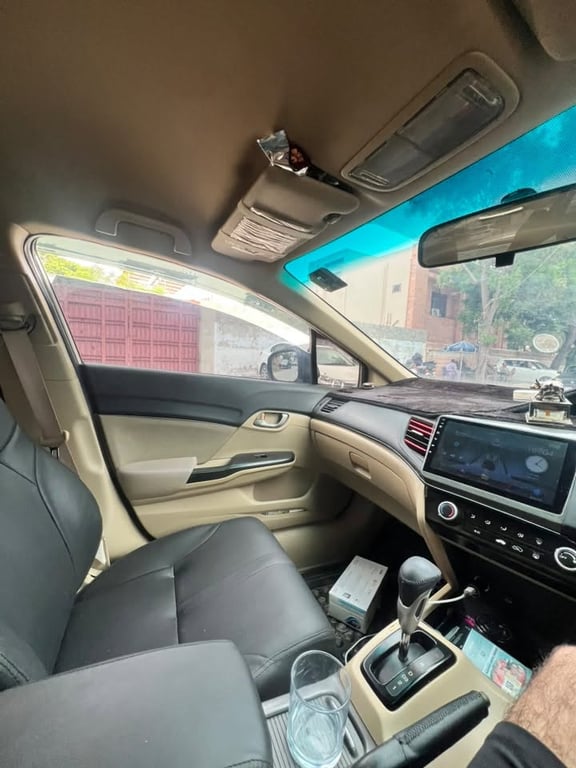 Honda Civic 2013 photo 4