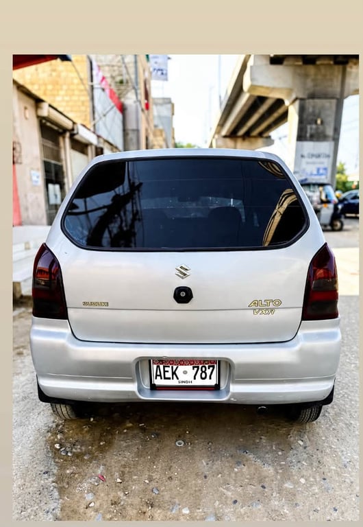 Suzuki Alto 2002 photo 2