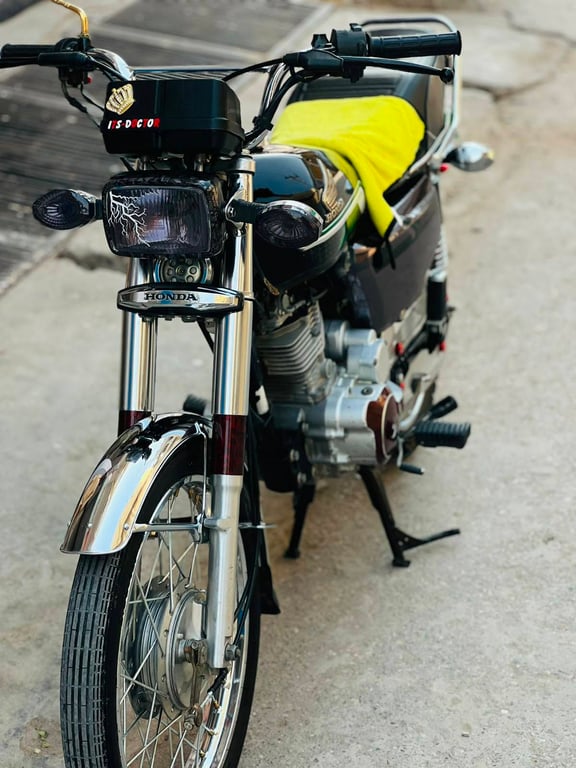 Honda 125cc 2023 photo 3