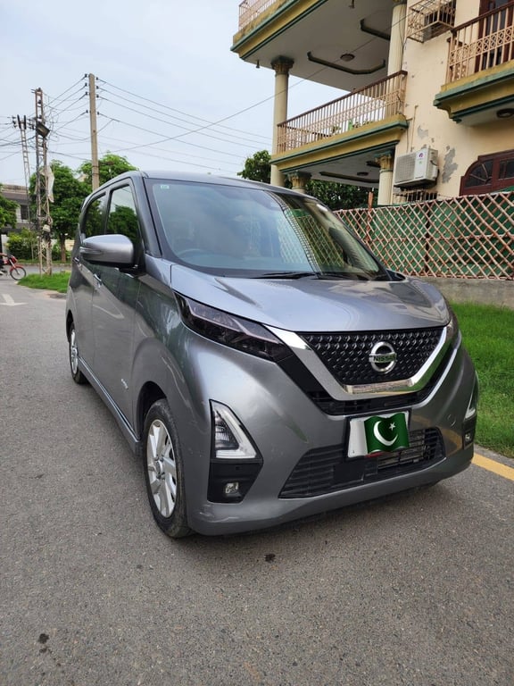 Nissan Dayz Highway Star 2022 photo 2