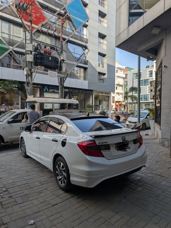 Honda Civic 2013 photo 3