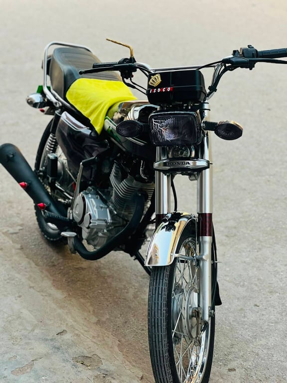 Honda 125cc 2023 photo 2
