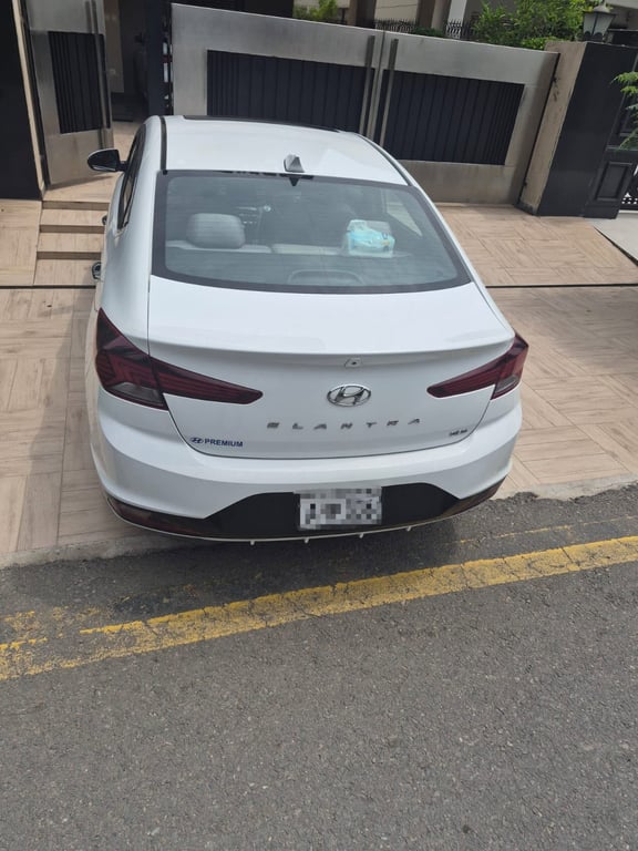 Hyundai Elantra 2022 photo 5