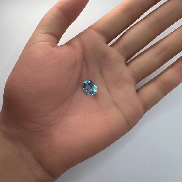 Natural Sky Blue Topaz Stone Oval 3.85 Carats 5.2x8.9x10.9mm