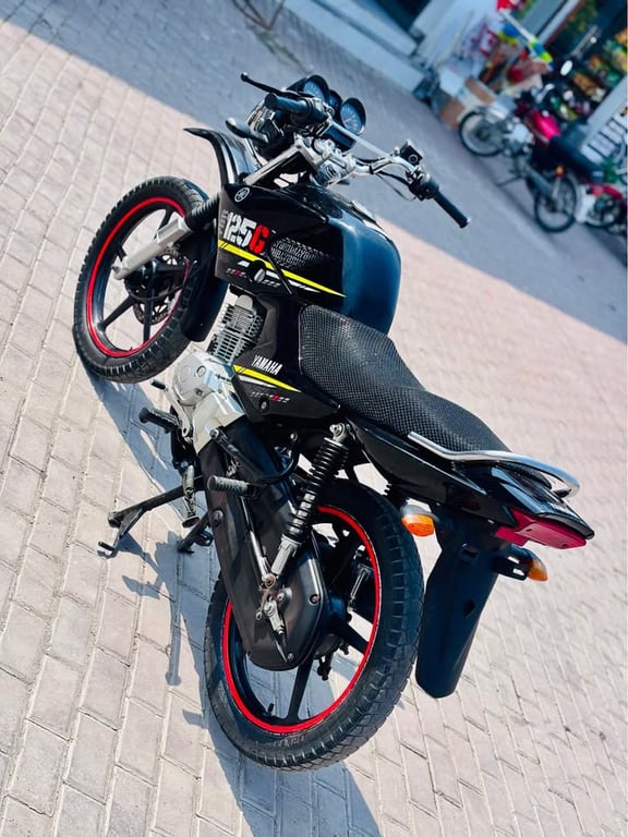 Yamaha YBR 125G 2021 photo 3