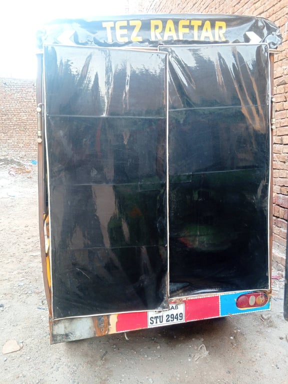 Tez Raftar 200cc Auto 9 Seater 2019 photo 5
