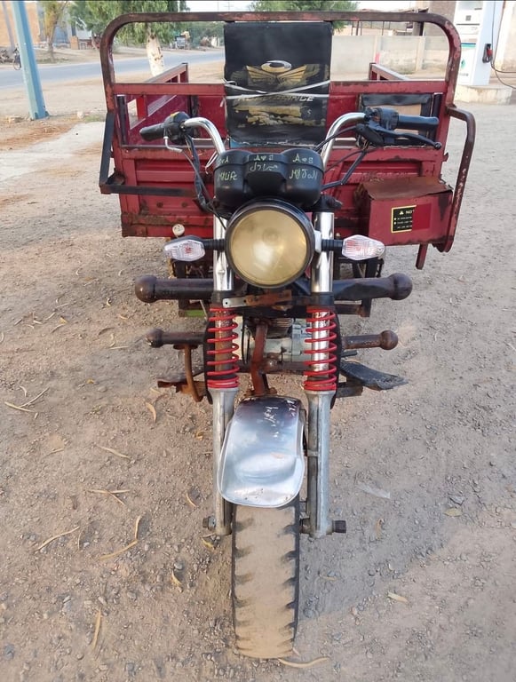 Road Prince 150cc Loader Rickshaw 2021 photo 3