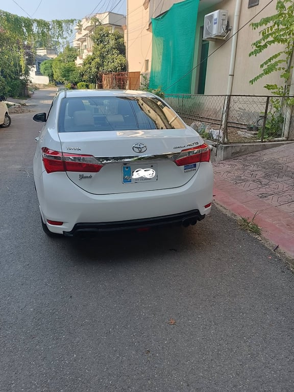 Toyota Corolla 2015 photo 3