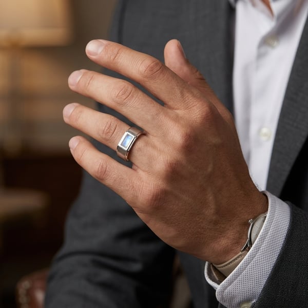 Badr Silver Geometric Bar Moonstone Ring