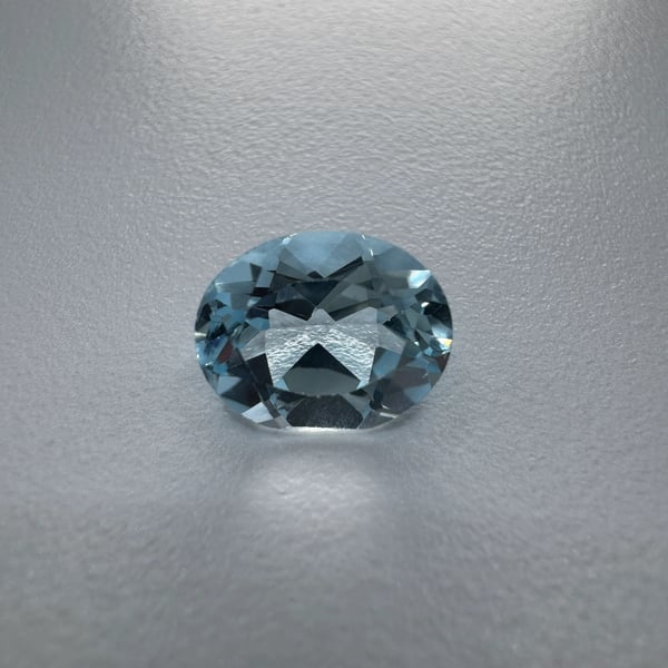 Natural Sky Blue Topaz Stone 5.5x7.8mm Size 3.15 Carats Weight Oval