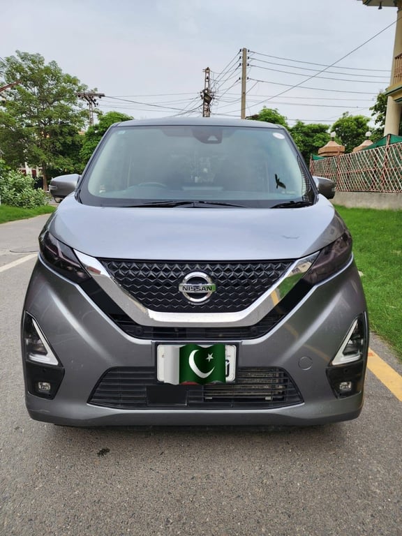 Nissan Dayz Highway Star 2022