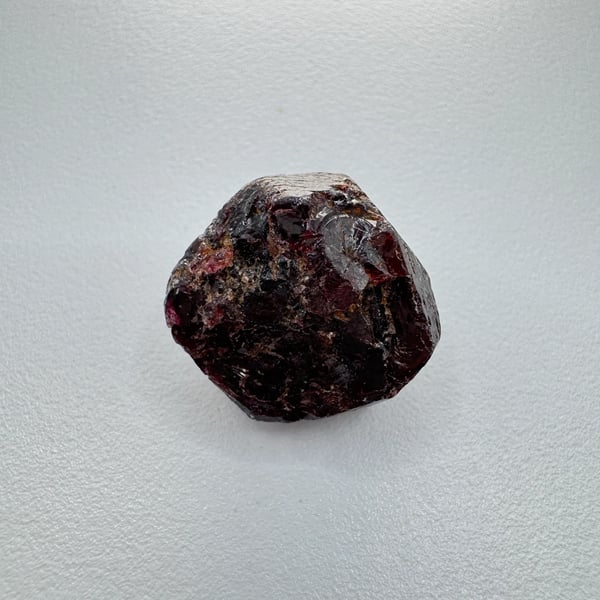 Rough Raw Garnet Stone 32.25 Carats 17.4x10mm