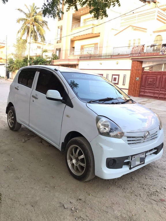 Daihatsu Mira 2012 photo 4