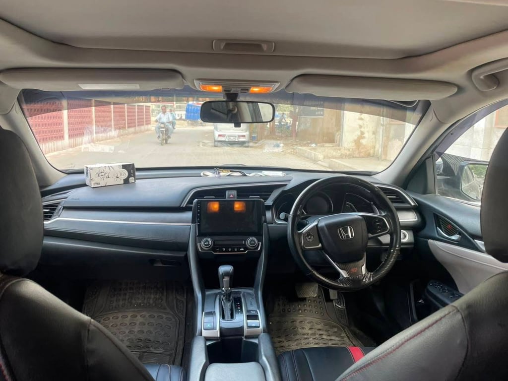 Honda Civic 2018 photo 3