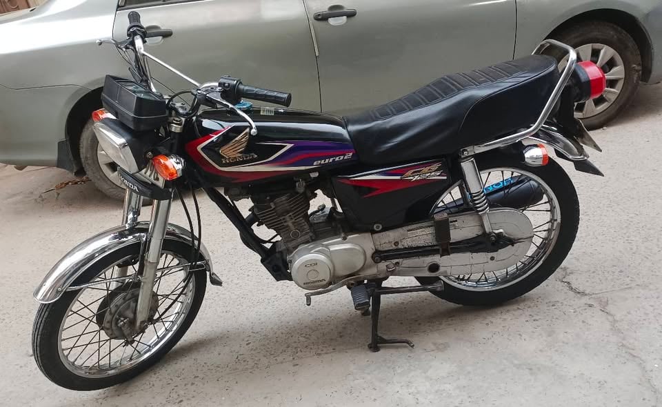 Honda 125cc 2017 photo 2