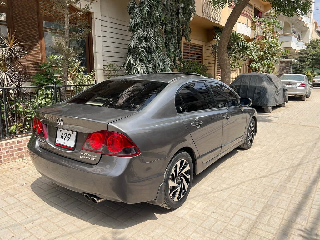 Honda Civic 2008 photo 2