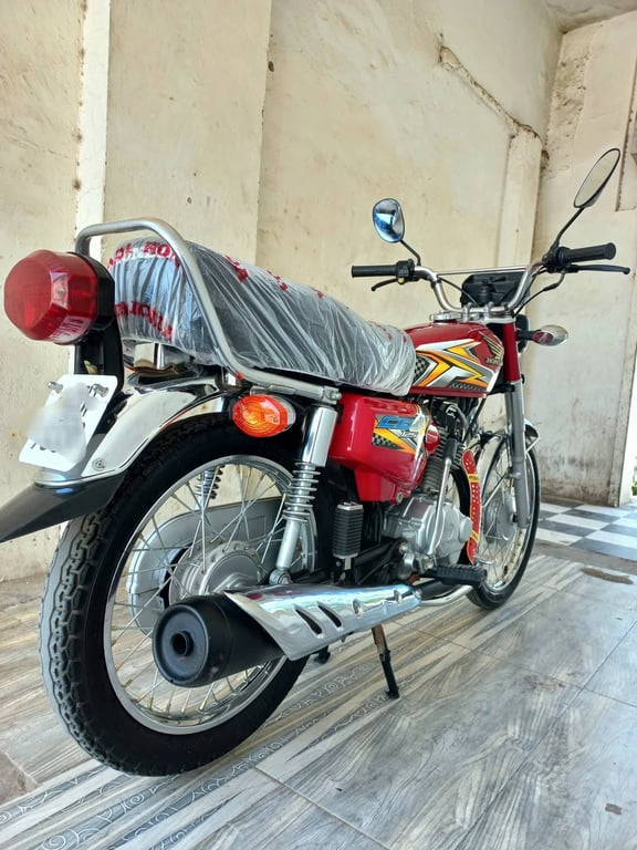 Honda 125cc 2025 photo 3