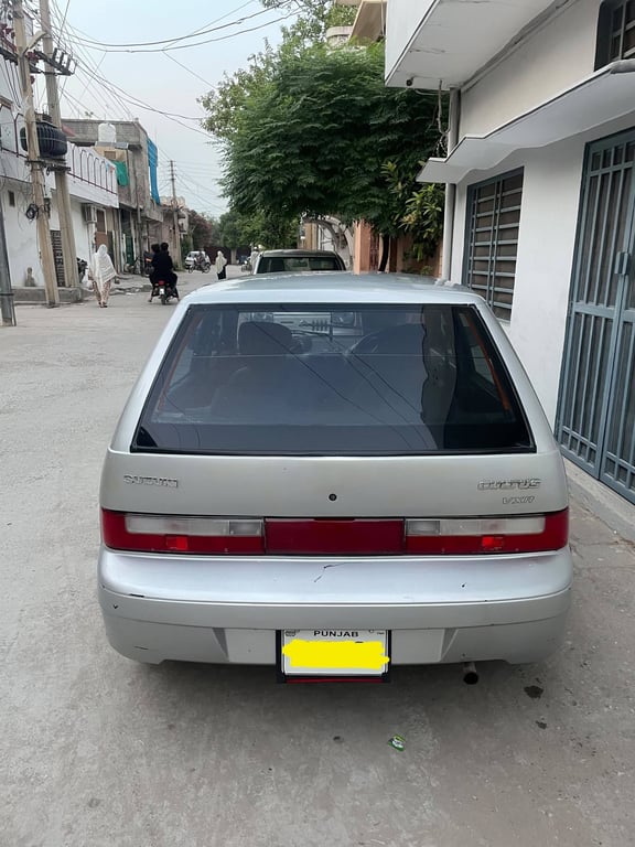 Suzuki Cultus 2016 photo 3