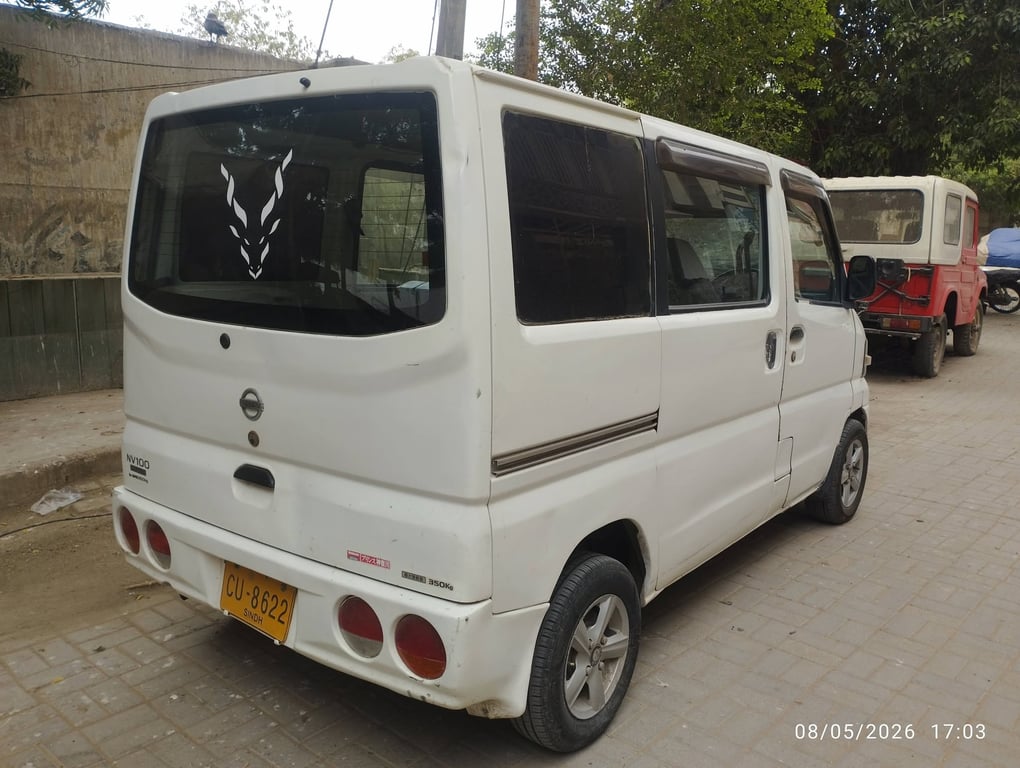Nissan Clipper 2009 photo 2