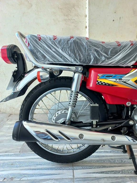 Honda 125cc 2025 photo 2