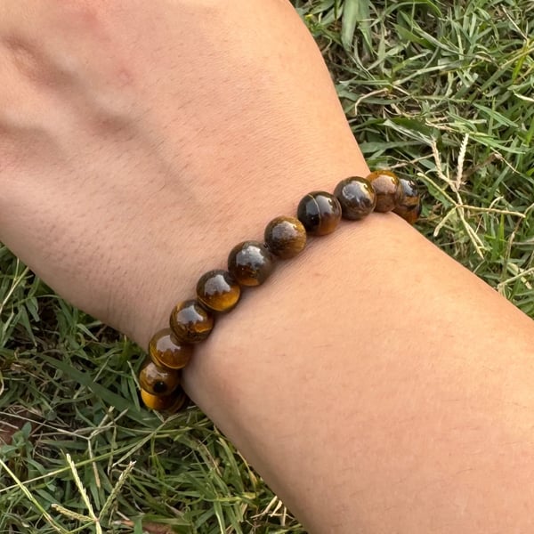 Natural Tiger Eye Bracelet – 100 Carats Round 8.5mm Beads for Men & Women