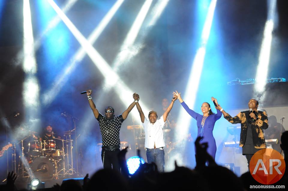 show Unitel boas festas Daniel, Walter, yola eduardo