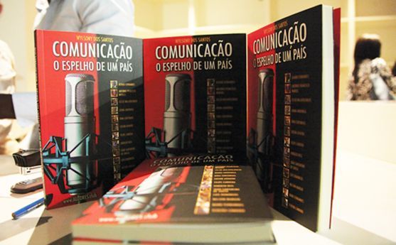 Ciências da comunicação em ‘debate’ no livro “Comunicação, o espelho de um país”