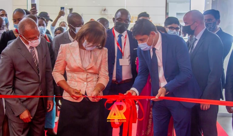 Governadora de Luanda prestigia inauguração da 13ª loja AngoMart